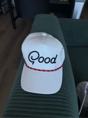 White 'Good' Logo Rope-Trim Trucker Hat